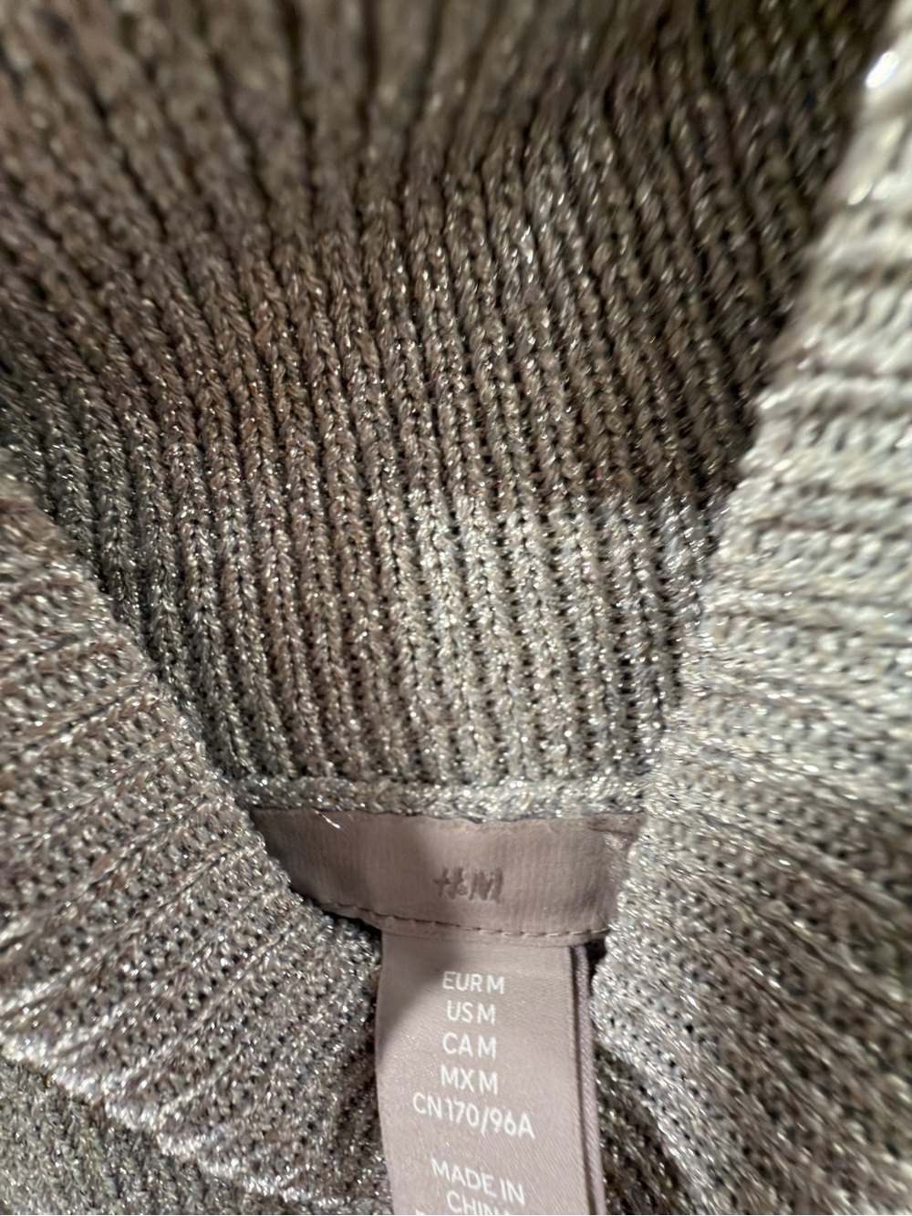H&M Silver Metallic Ribbed Halter Top - Picture 8 of 10